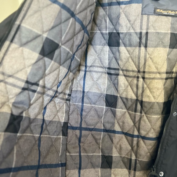BARBOUR // coll quilted waxed barn jacket with hood - Picture 5 of 6